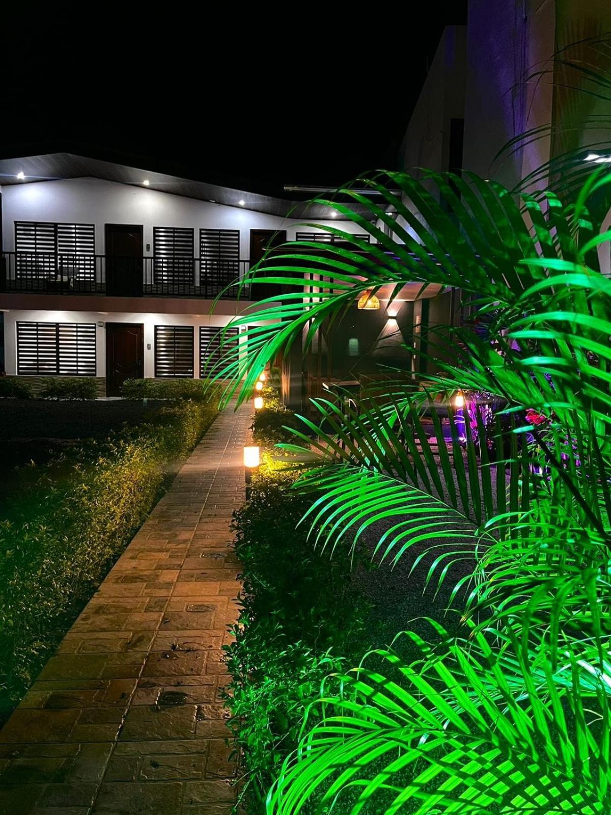 Mevak Apartments Suites La Fortuna Dış mekan fotoğraf